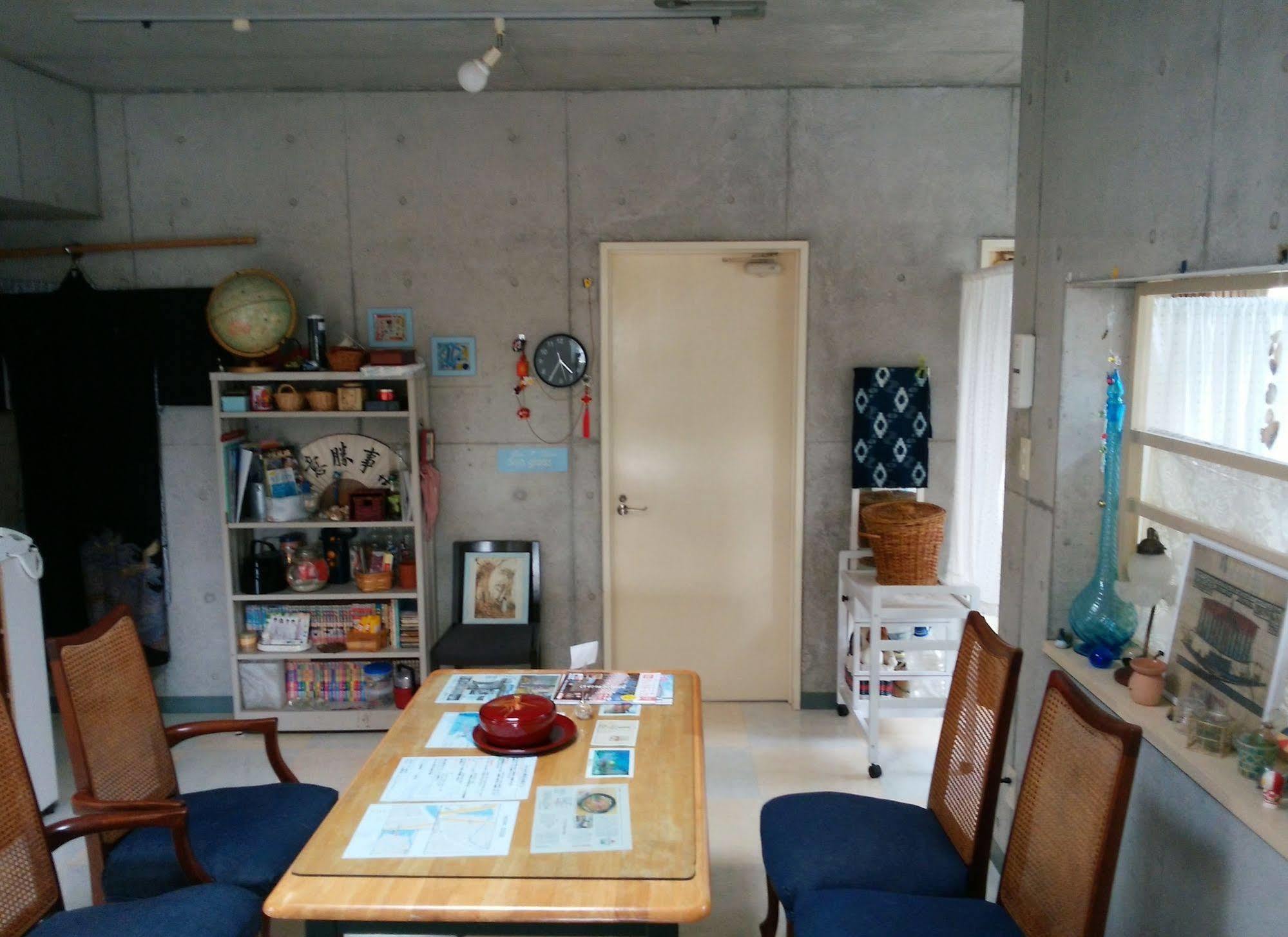 Guesthouse Seaglass Itoman Exterior photo